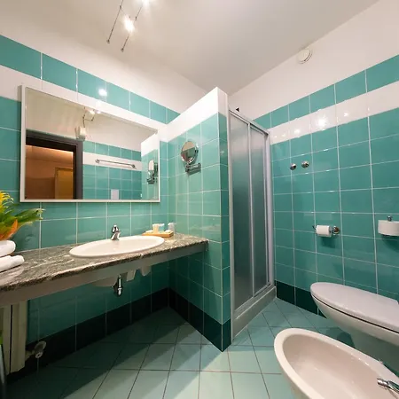 Hotel Tessarin 3*