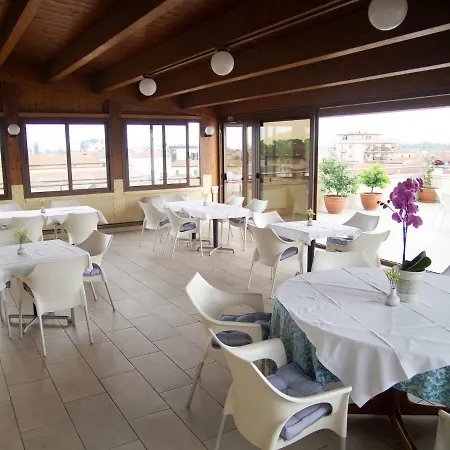 Hotel Tessarin Taglio Di Po